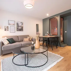 https://guestready-urban-comfort-apartment-close-to-parc.fr-paris.fr